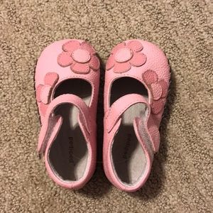 NWOT PINK GISELLE PEDIPEDS WITH FLOWERS